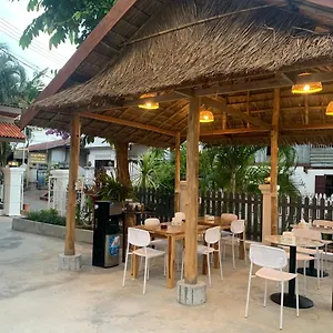  Couette-café La Nuit De Laos Laos