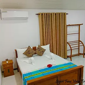  Couette-café Free View Tree House & Sri Lanka